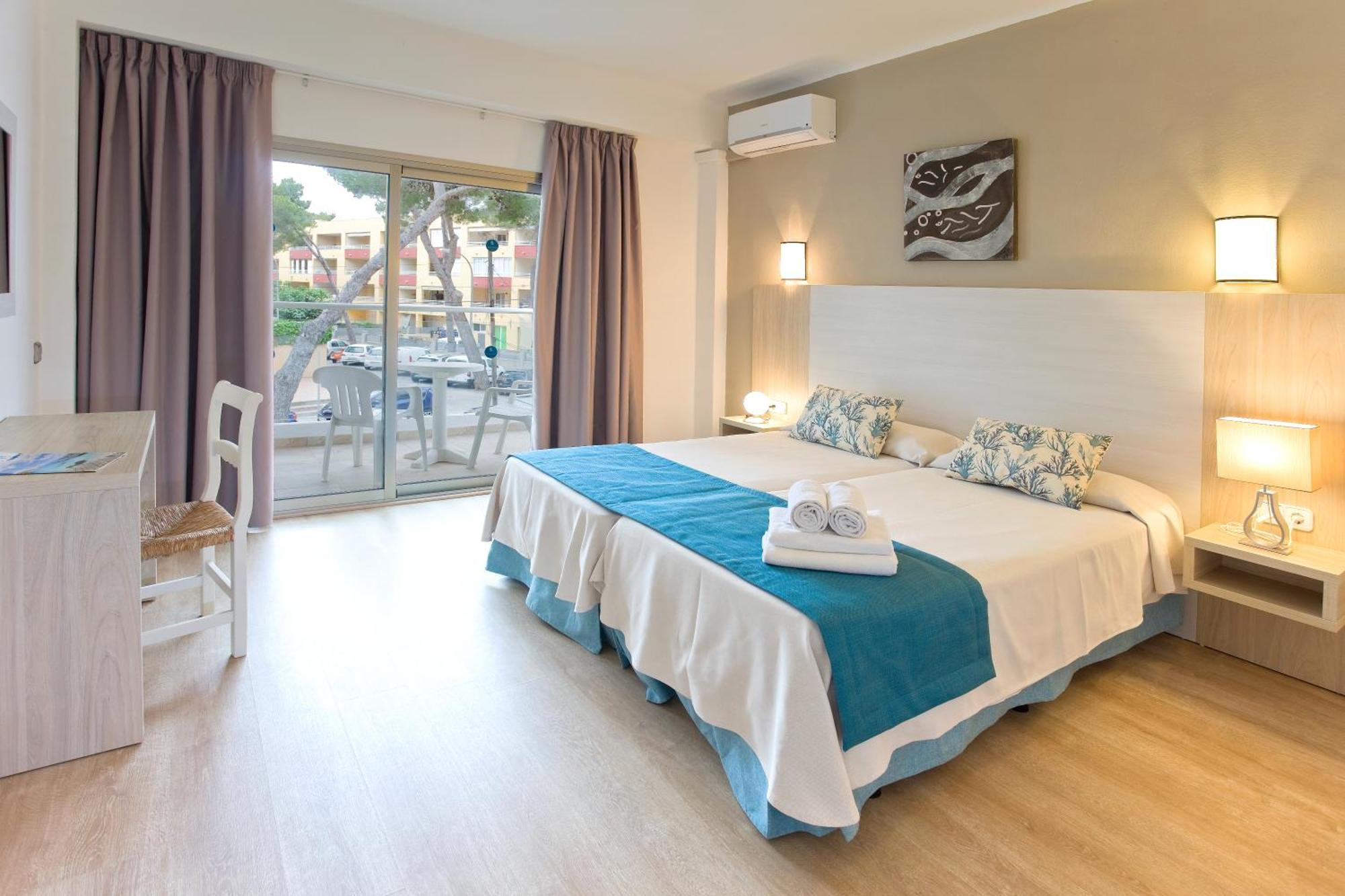 Petit Garden Hotel By Flacalco Cala Ratjada  Exterior foto